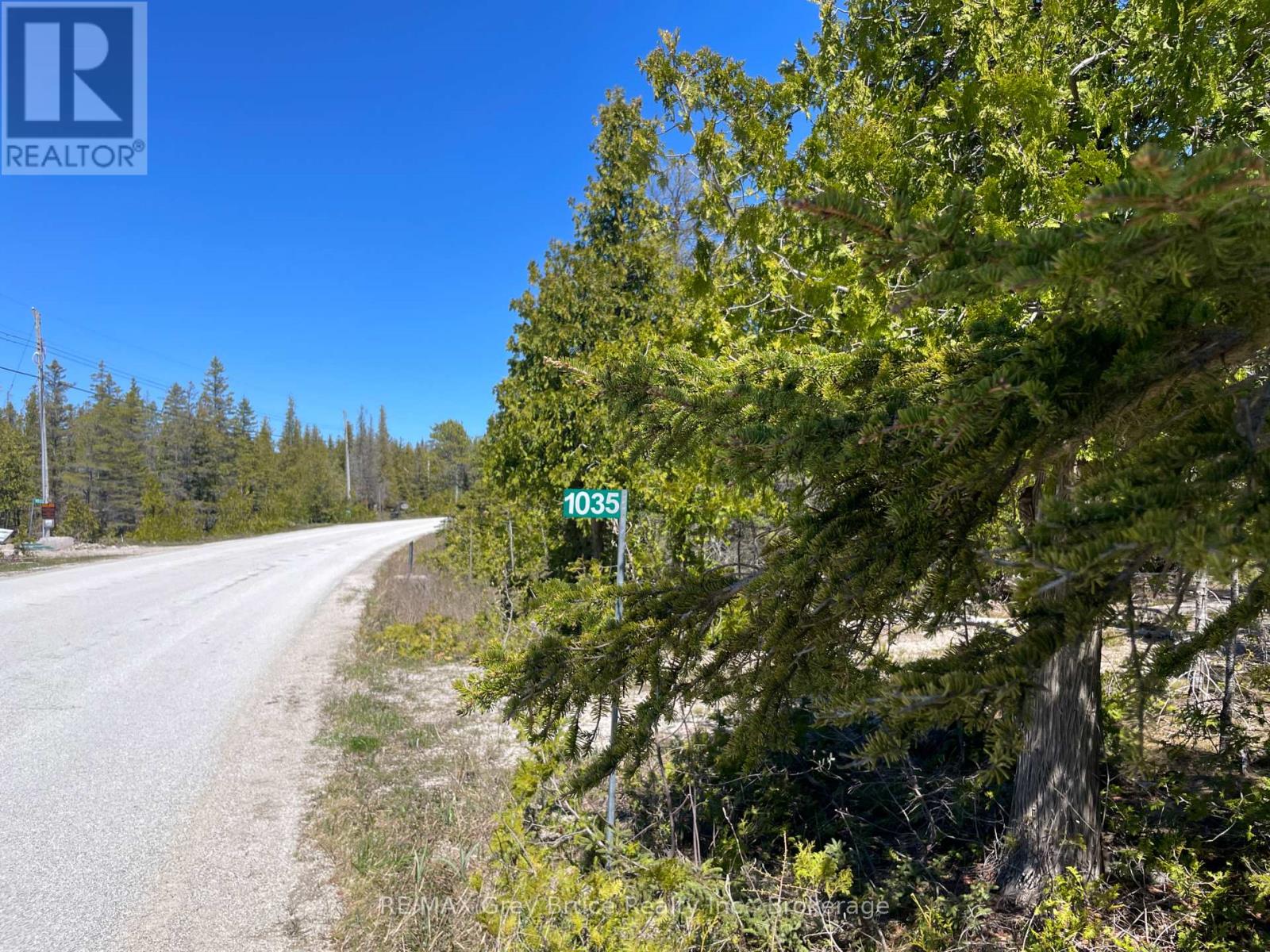 1035 DORCAS BAY ROAD