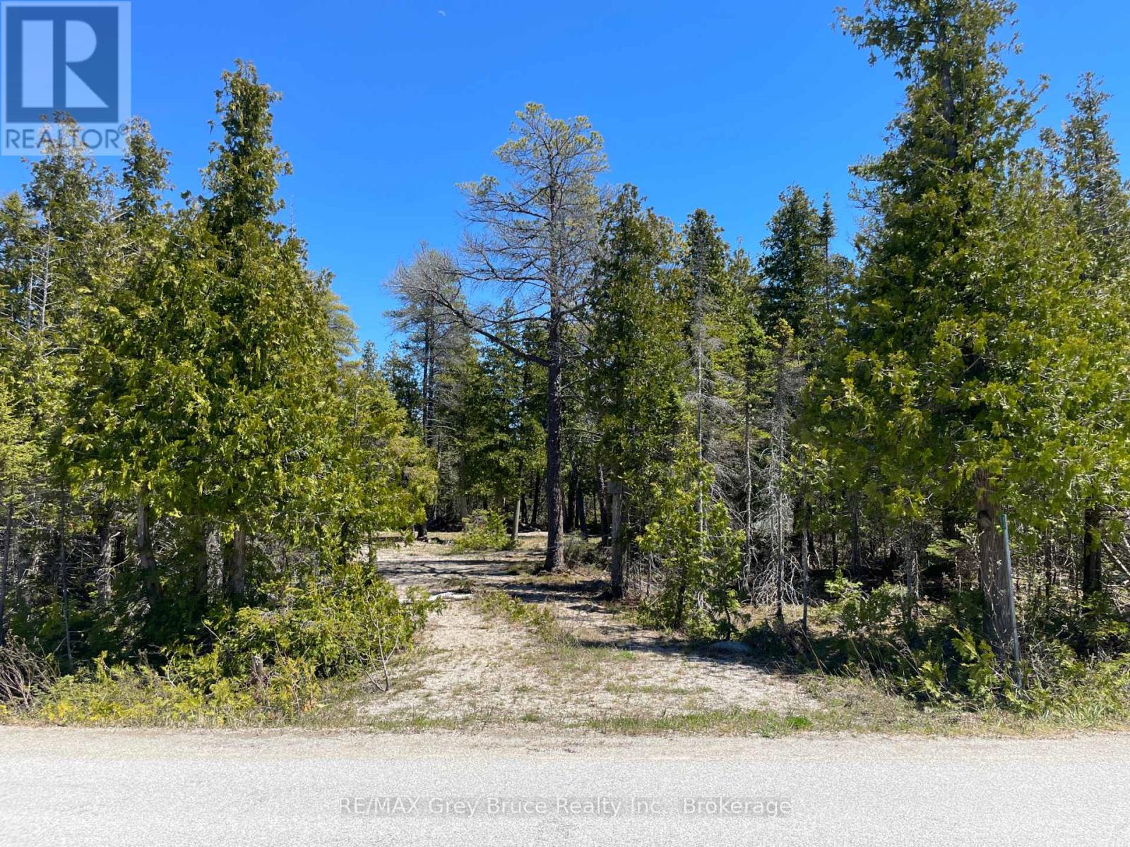 1035 DORCAS BAY ROAD