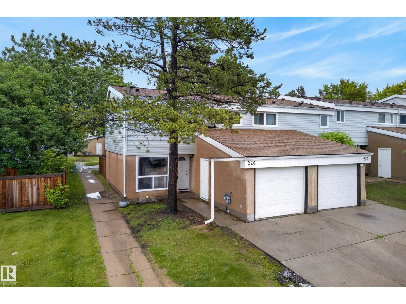 220 Grandin Village