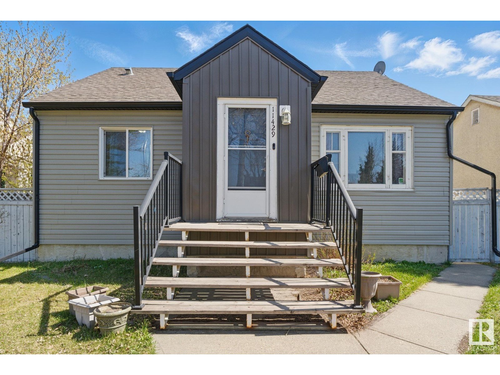 11429 102 ST NW
