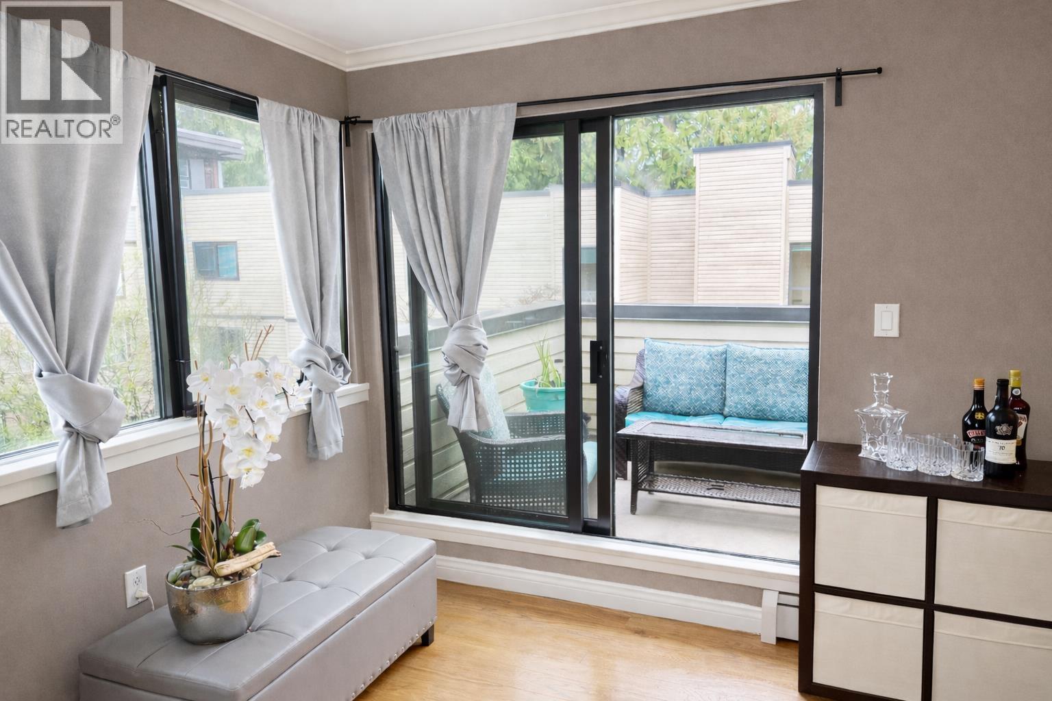 307 3275 MOUNTAIN HIGHWAY