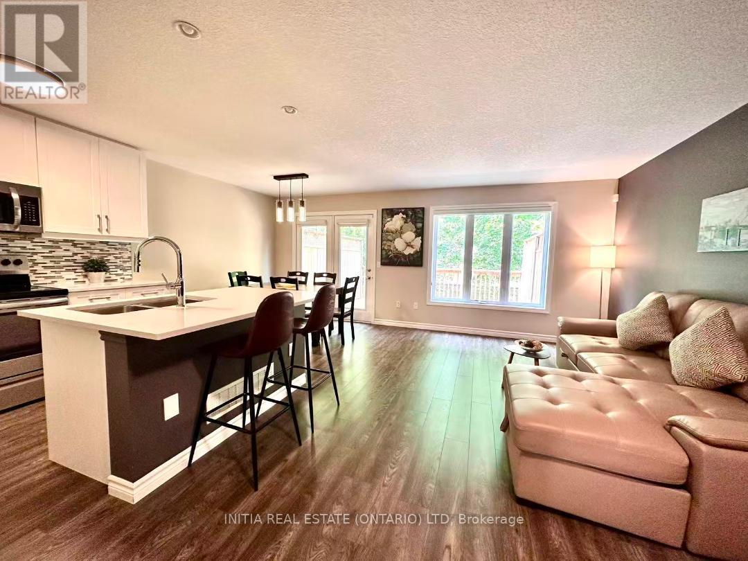 31 - 1010 FANSHAWE PARK ROAD E