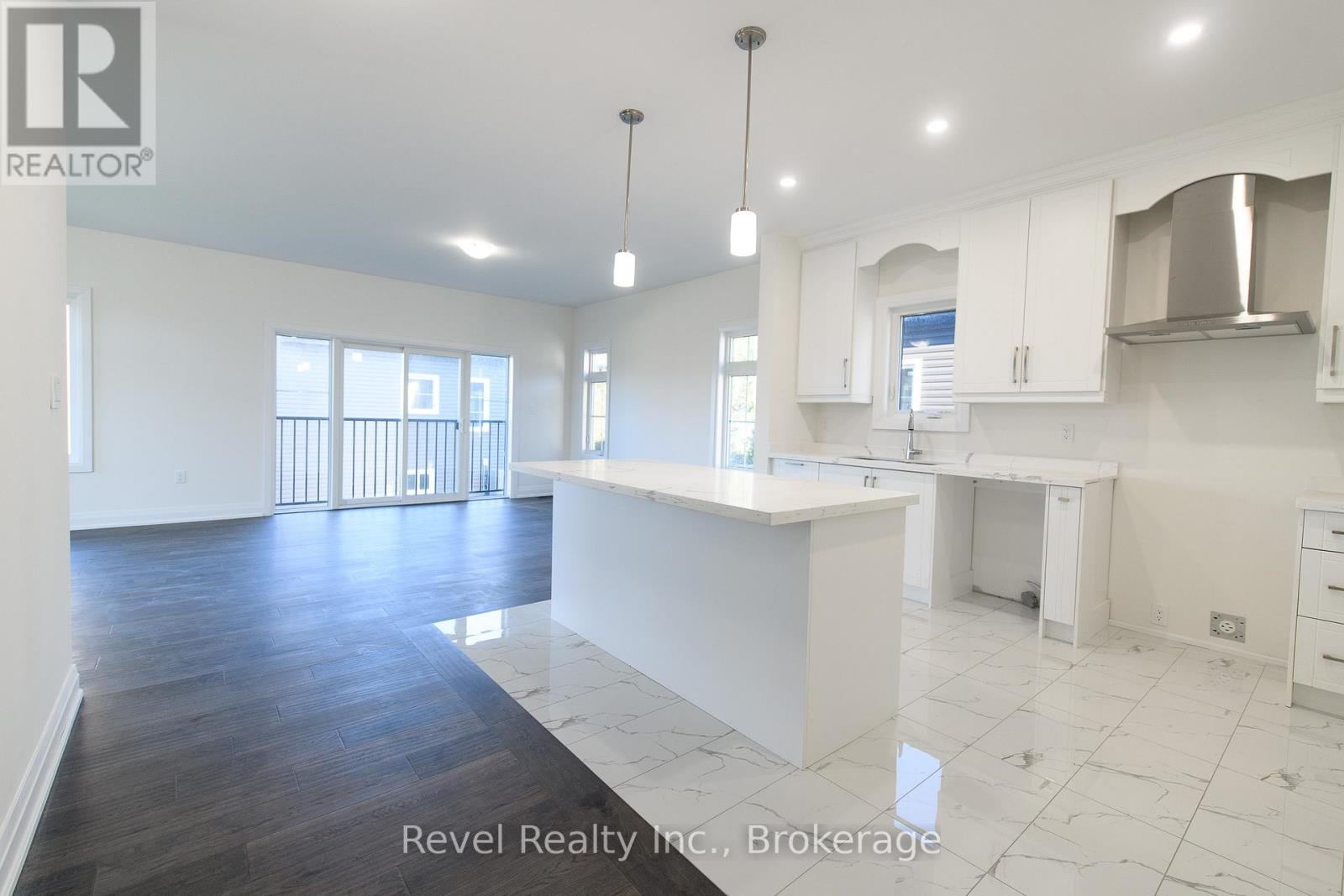 45 JOANNE CRESCENT