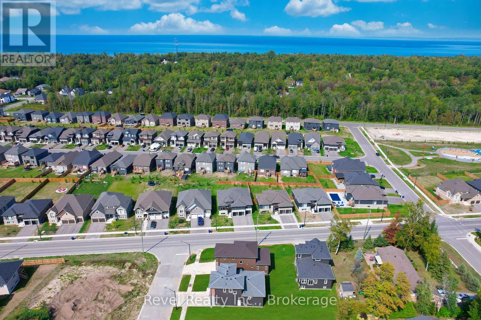 45 JOANNE CRESCENT
