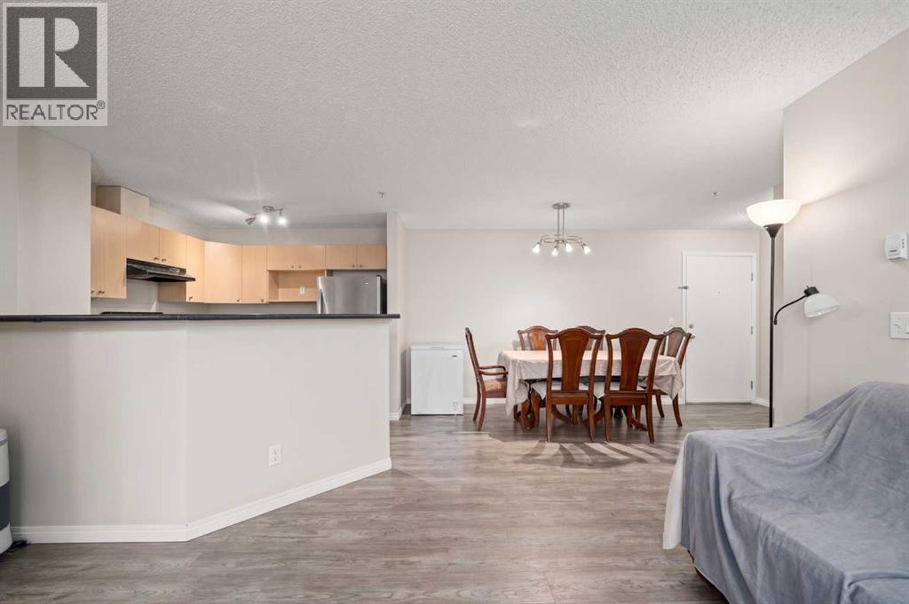 2105, 2371 Eversyde Avenue SW