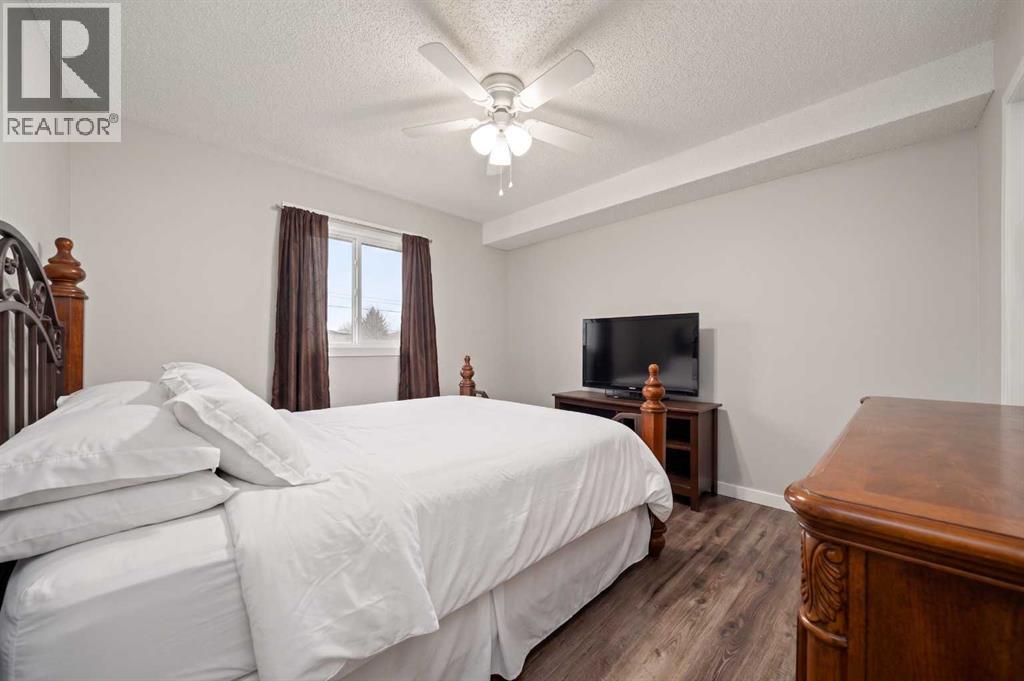 2105, 2371 Eversyde Avenue SW