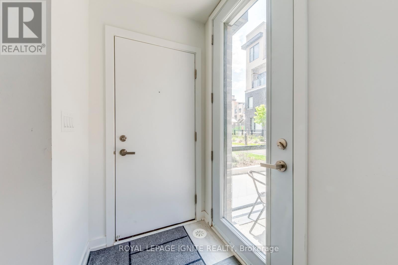 6 - 3562 COLONIAL DRIVE