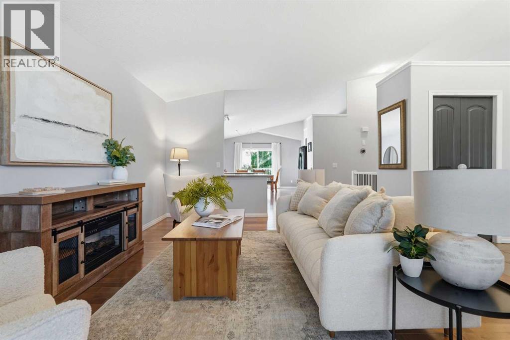 412 Highland Close