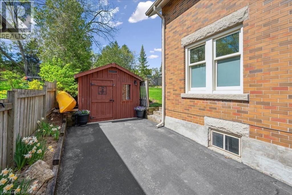 67 ALLAN Avenue