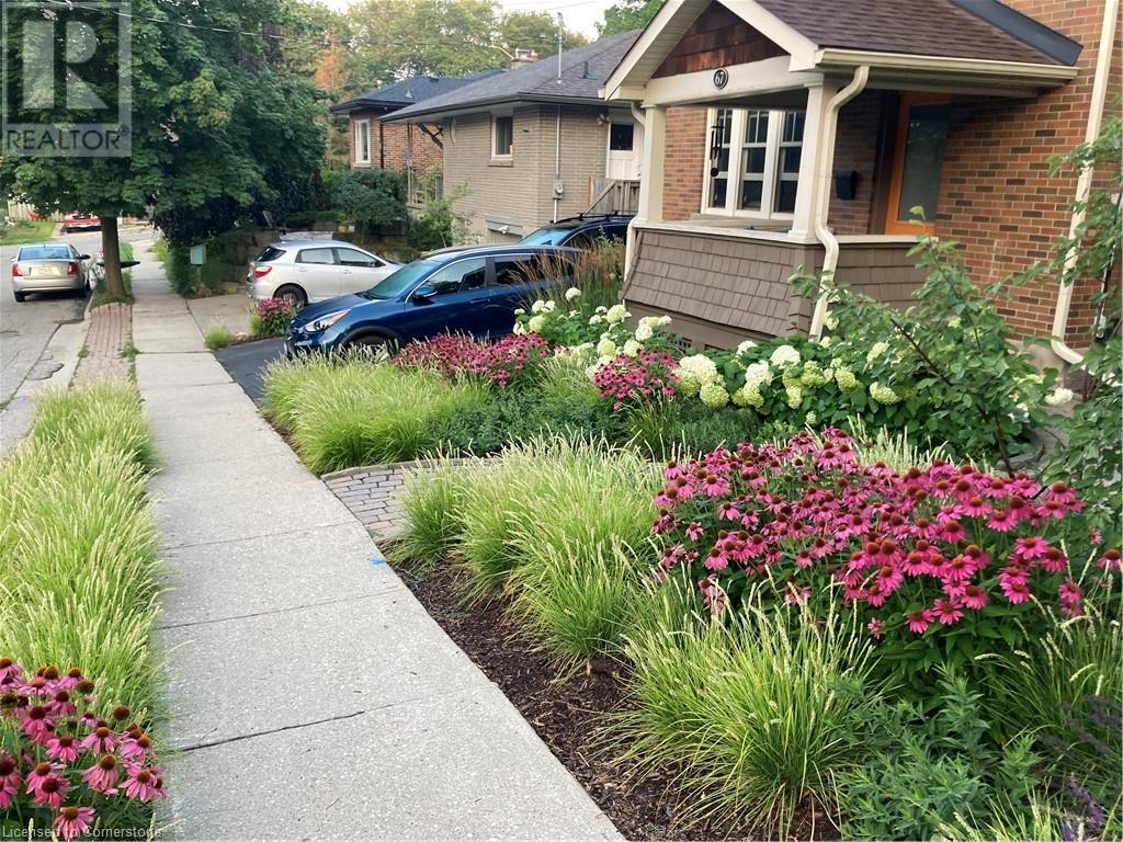 67 ALLAN Avenue