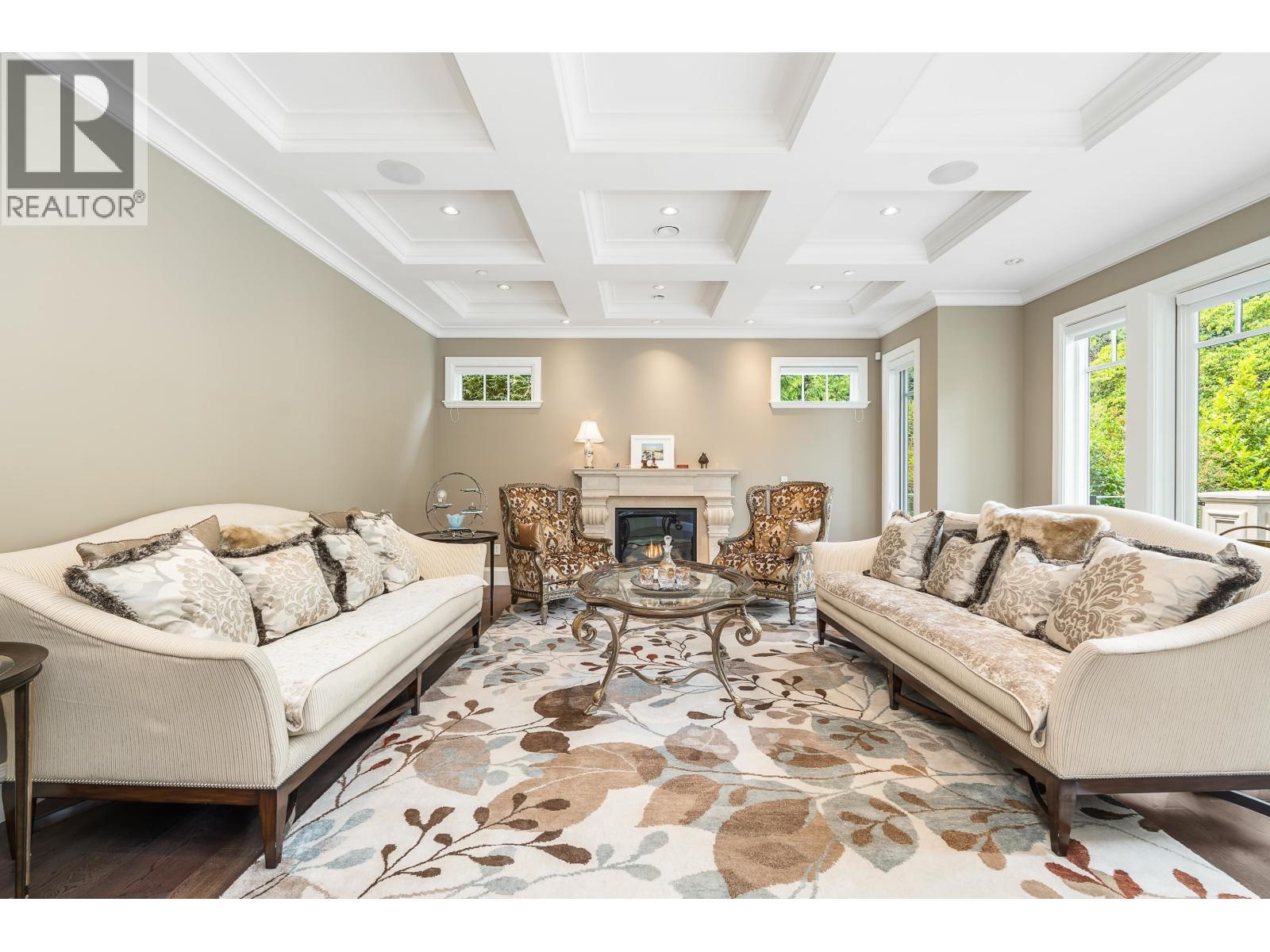 3918 SOUTHRIDGE AVENUE