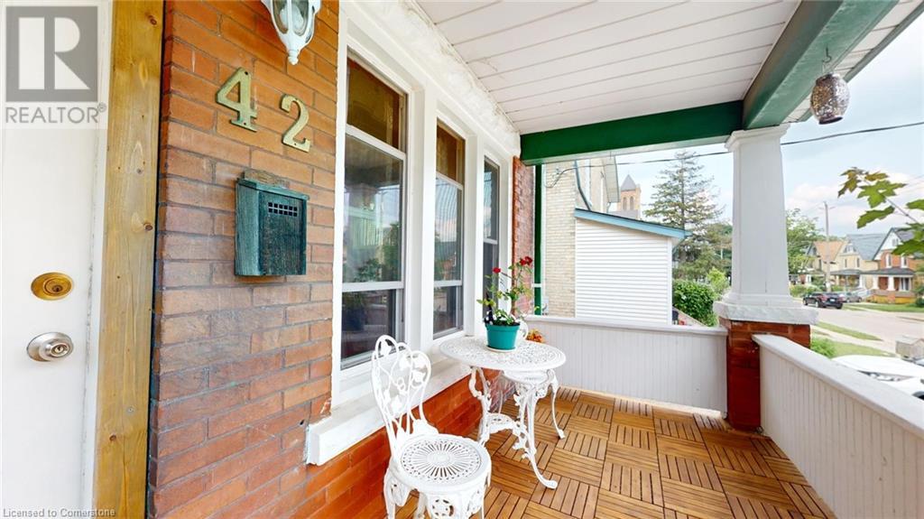 42 SHANLEY Street