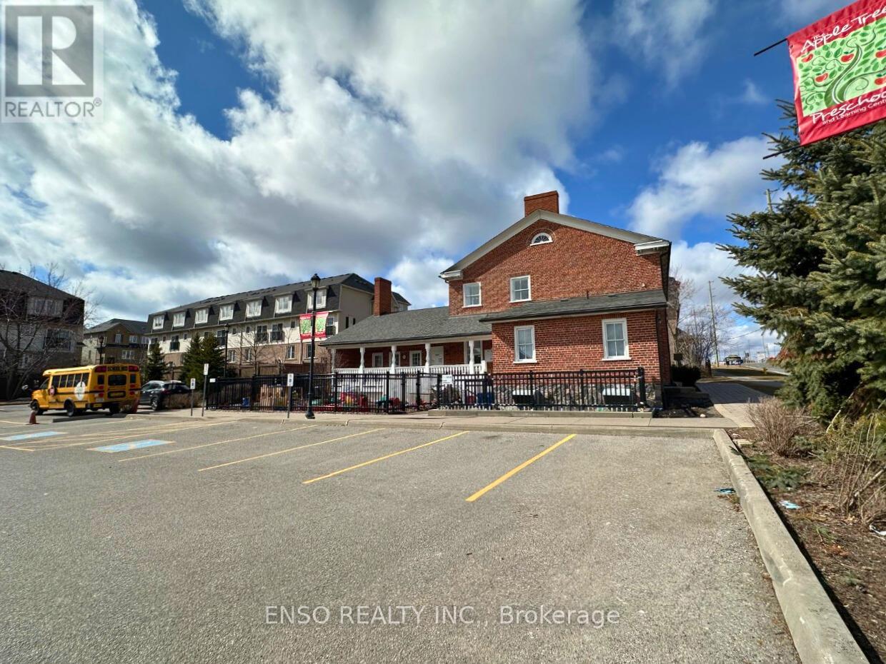 365 KINGSTON ROAD E