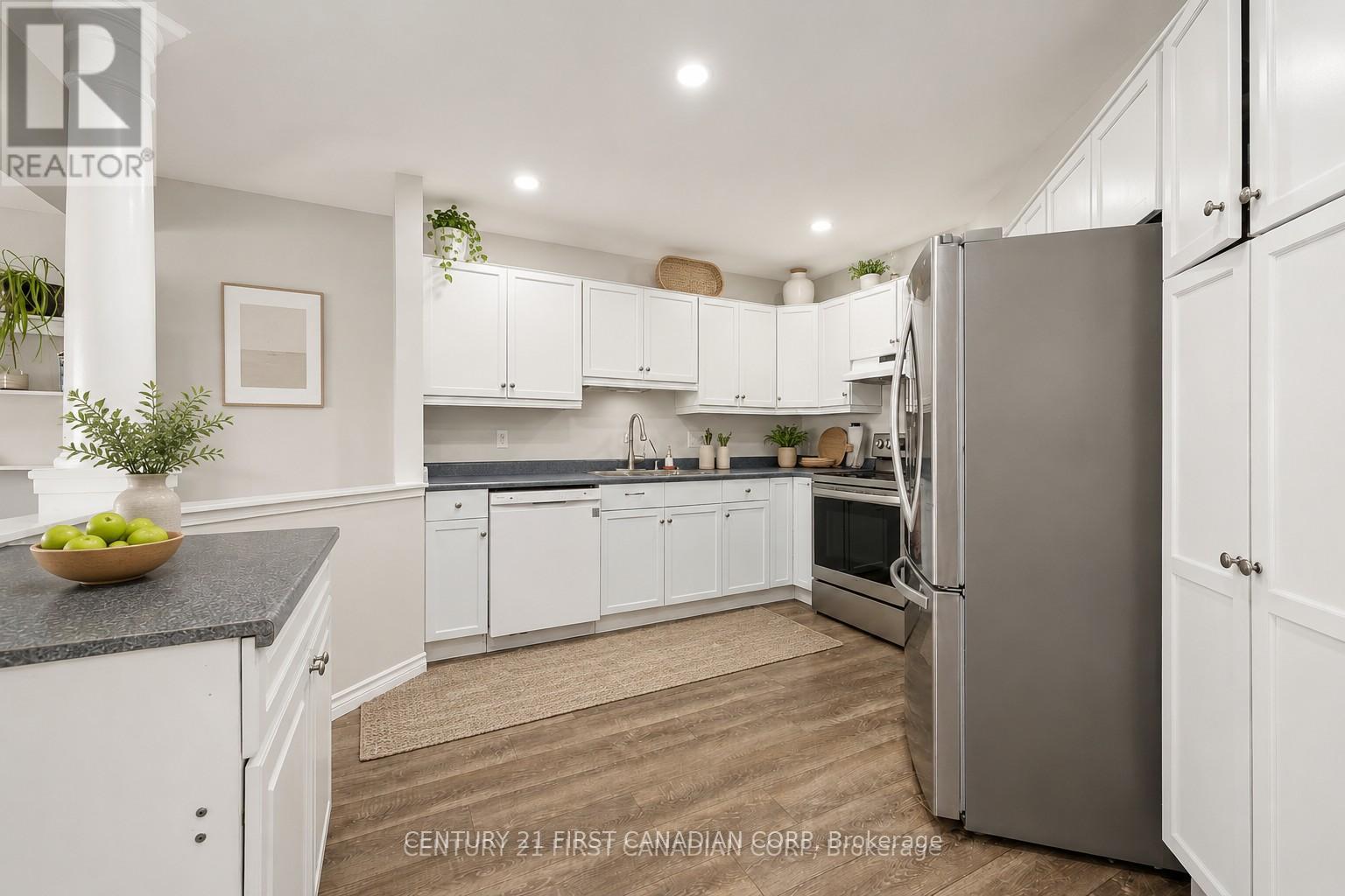 34 WAXWING CRESCENT