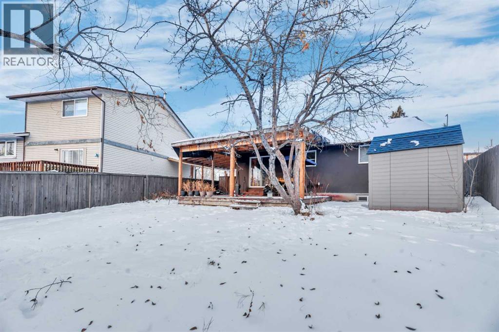 19 Castlepark Way NE