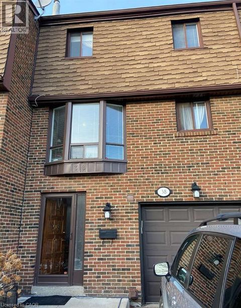 3395 CLIFF Road N Unit# 38 Mississauga ON L5A3M7