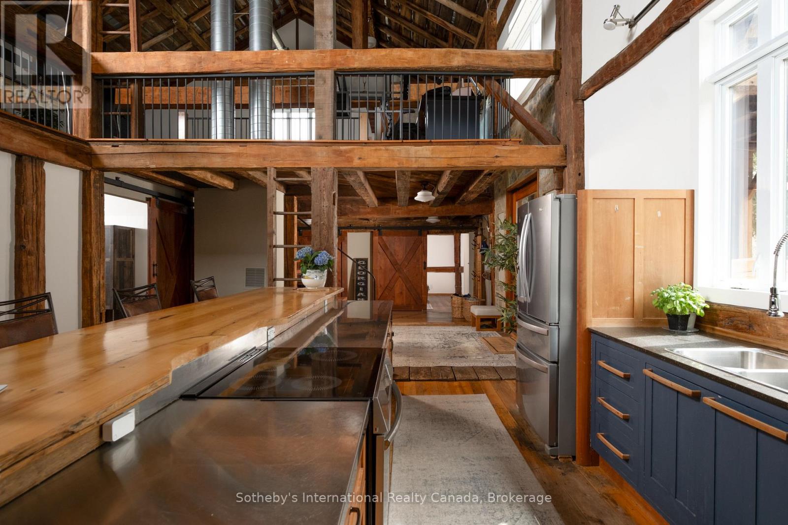 121 OLD HIGHWAY 26