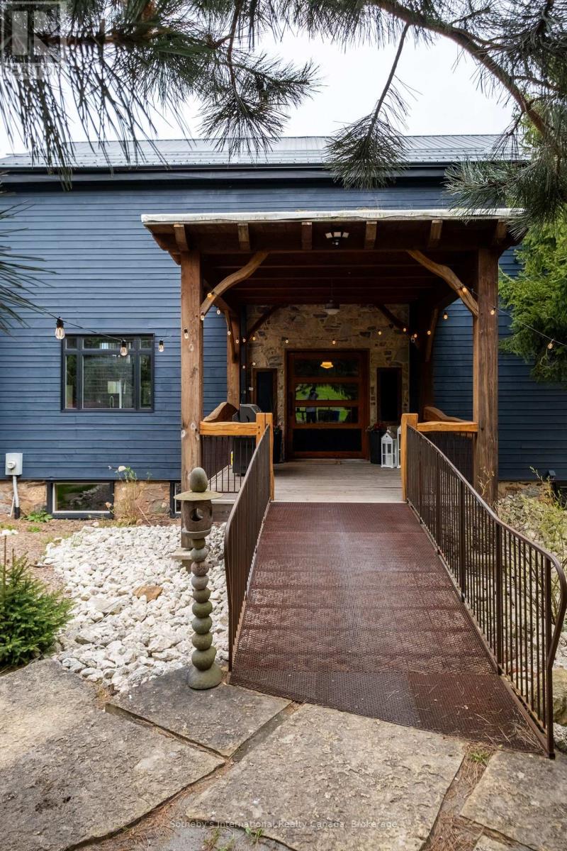 121 OLD HIGHWAY 26