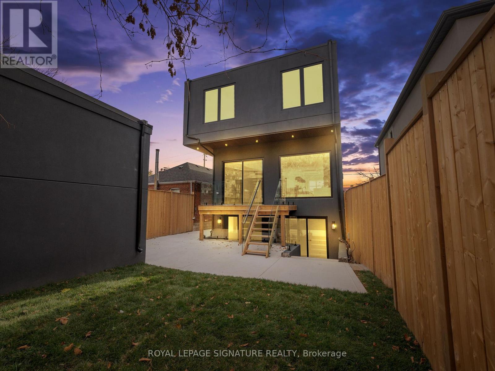 376 O'CONNOR DRIVE