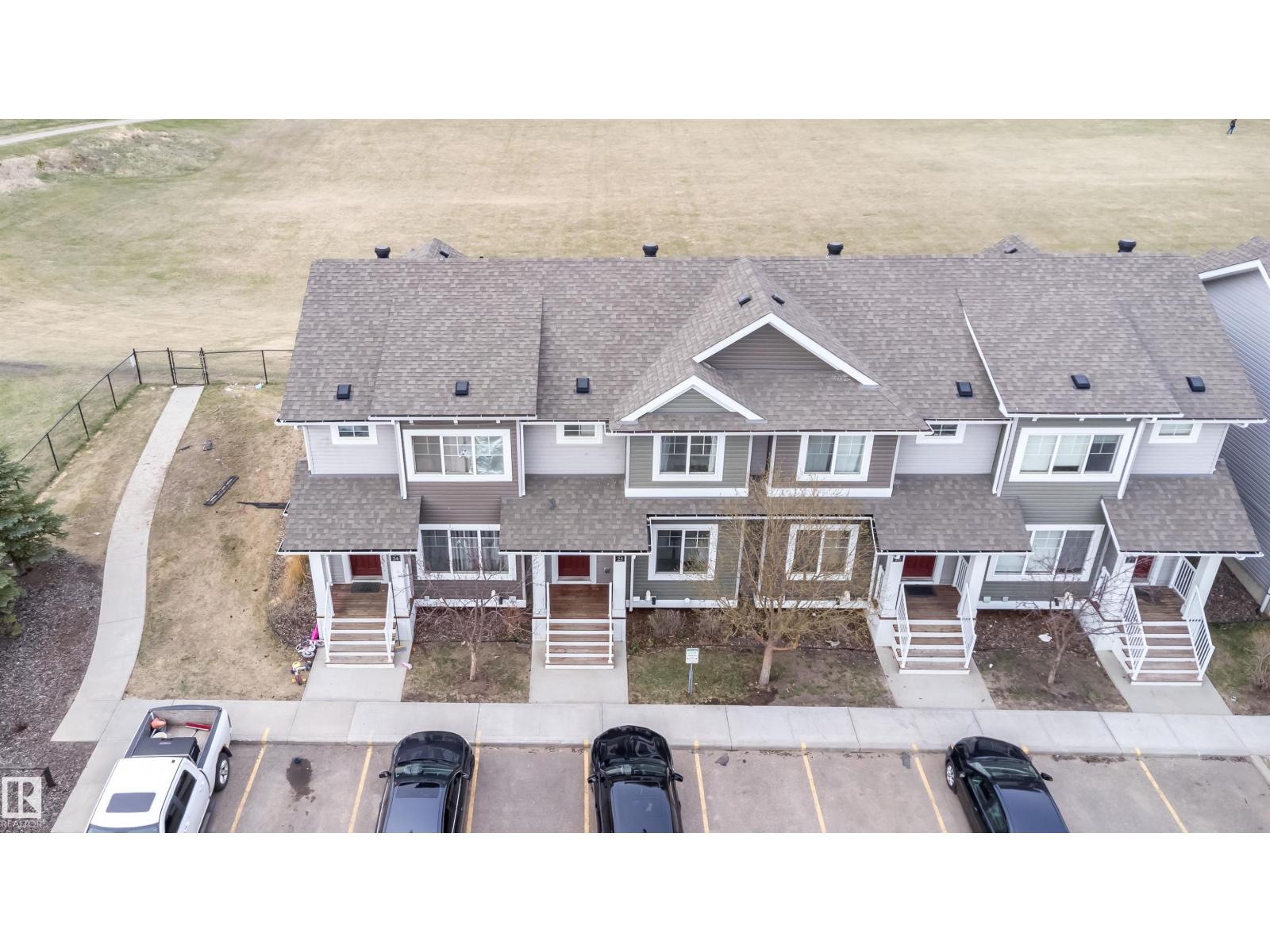 #25 140 Youville DR E NW