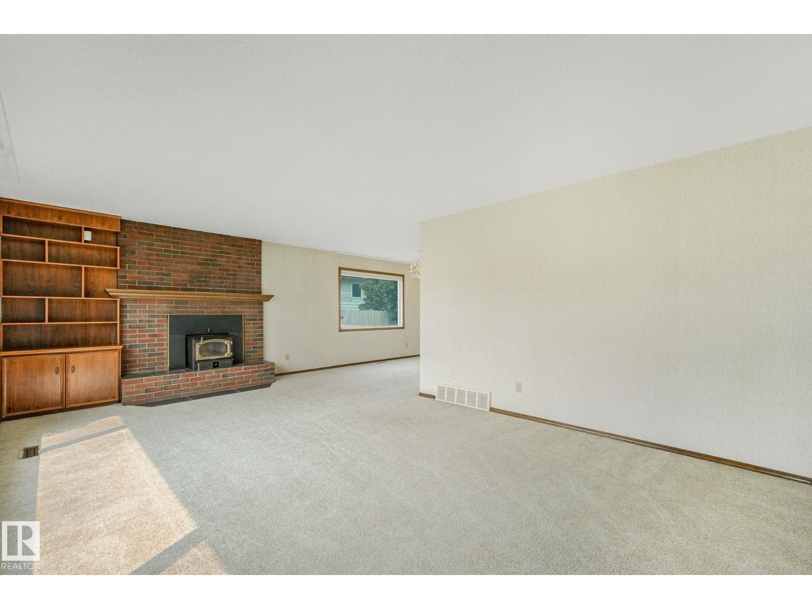 13320 79 AV NW