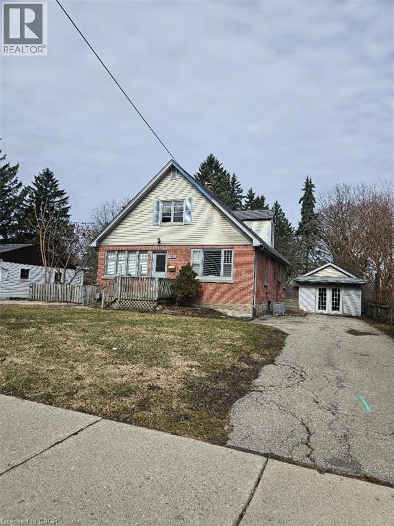 1154 QUEENS Boulevard