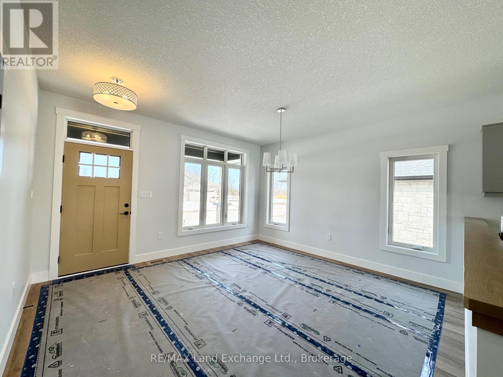 358 IVINGS DRIVE