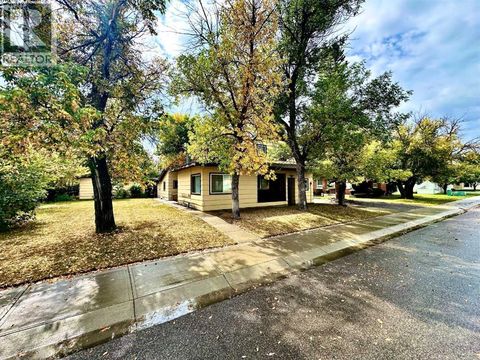 246 20 Street Fort Macleod AB T0L0Z0