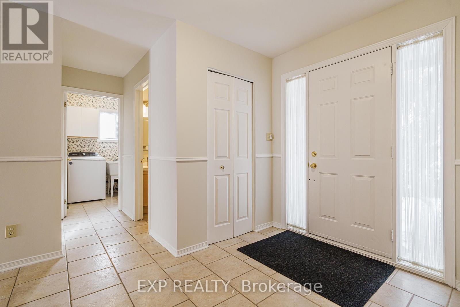 850 ADENCLIFFE DRIVE