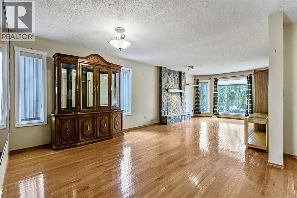 25 Downey Road