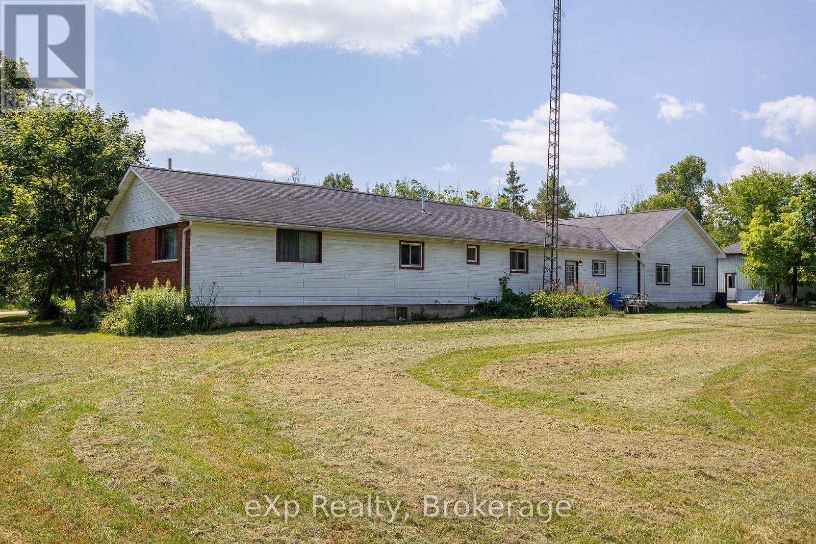 873 14TH STREET W