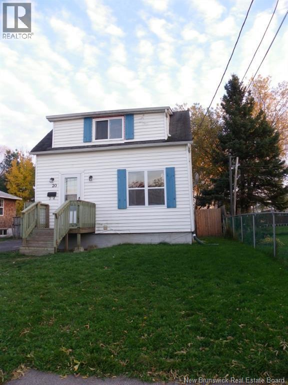 Photo 1 of 12 — 20 Wayne Avenue, Moncton, NB E1C4B2