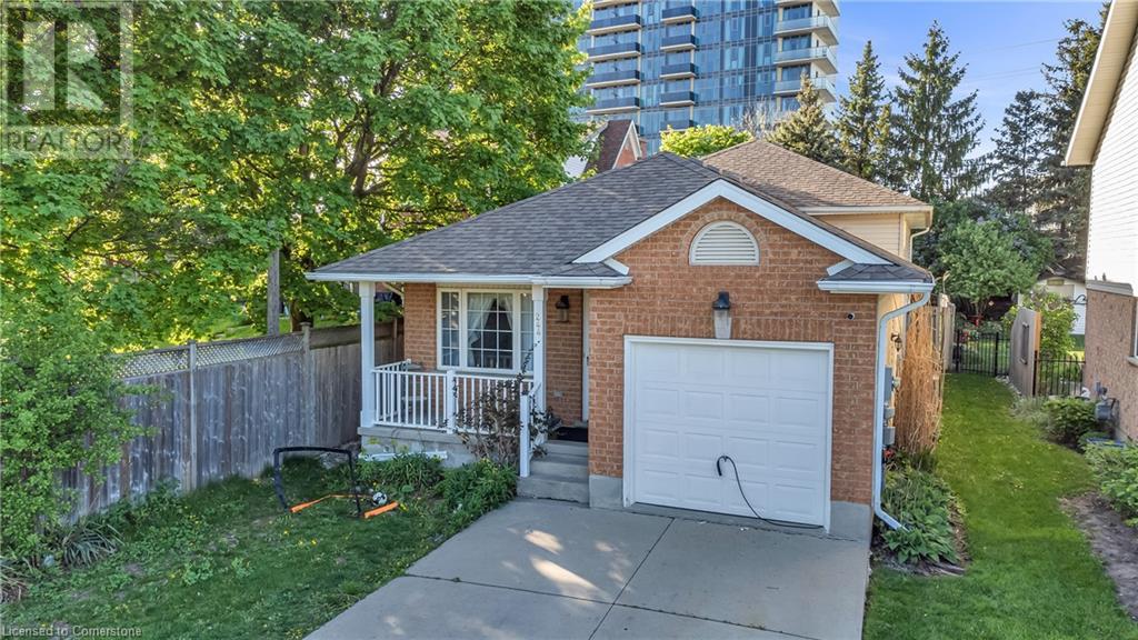 244 NEWBURY Drive