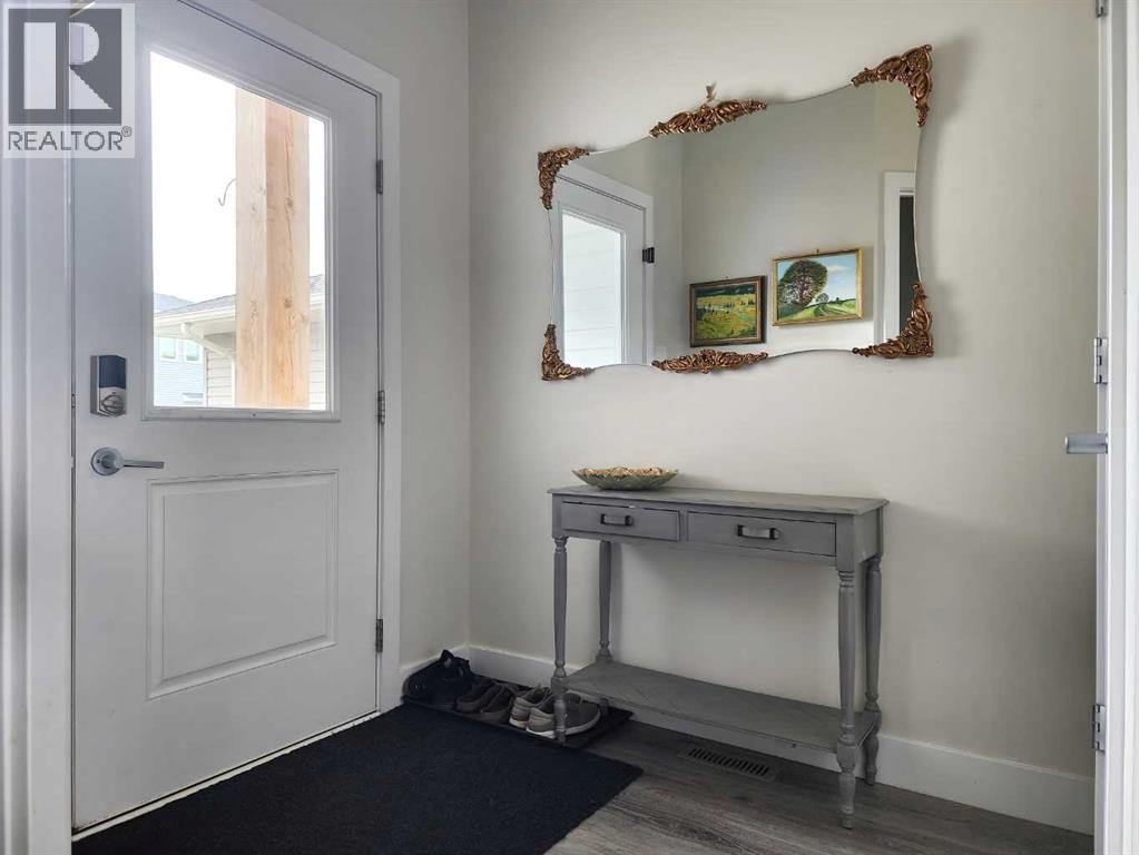 237 Crocus Terrace W