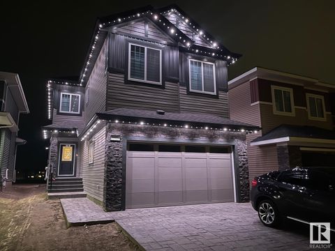 21024 128 AV NW NW Edmonton AB T5V1C0