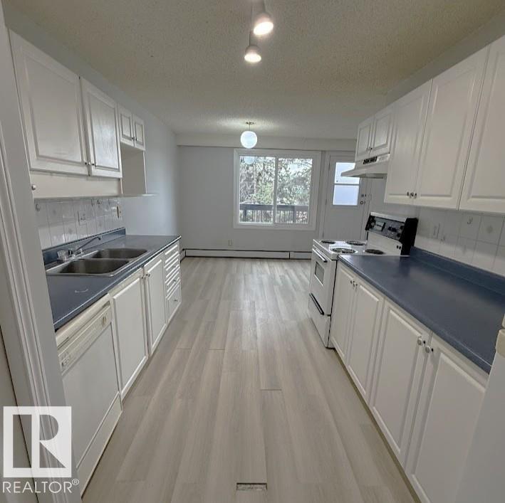 #216 7835 159 ST NW