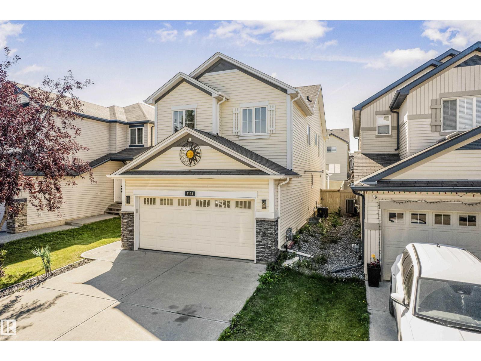 6123 11 AV SW