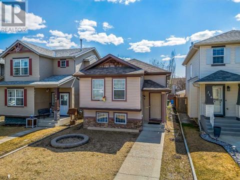 212 Everridge Way SW Calgary AB T2Y4X4