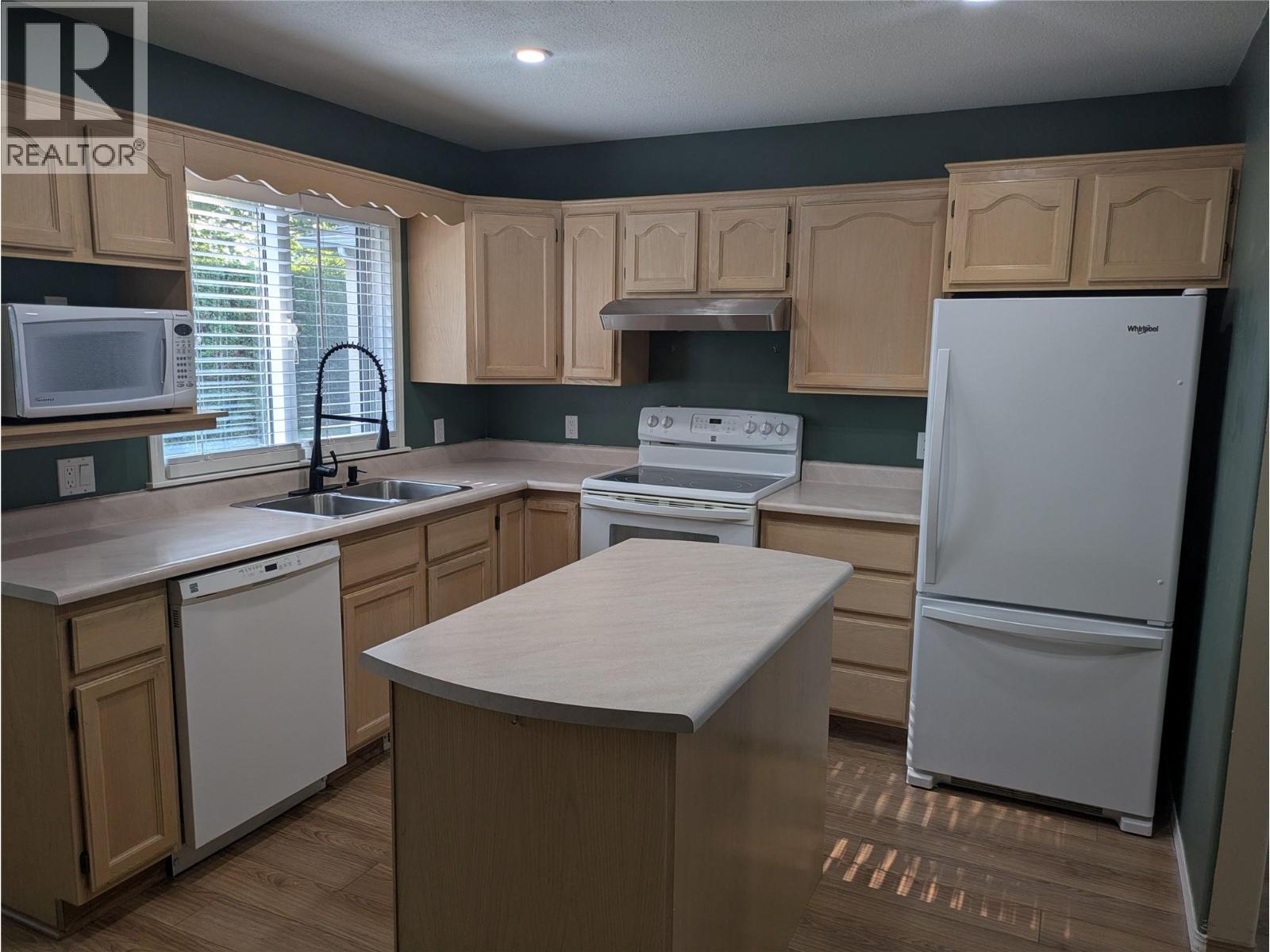 615 Glenmeadows Road Unit# 77