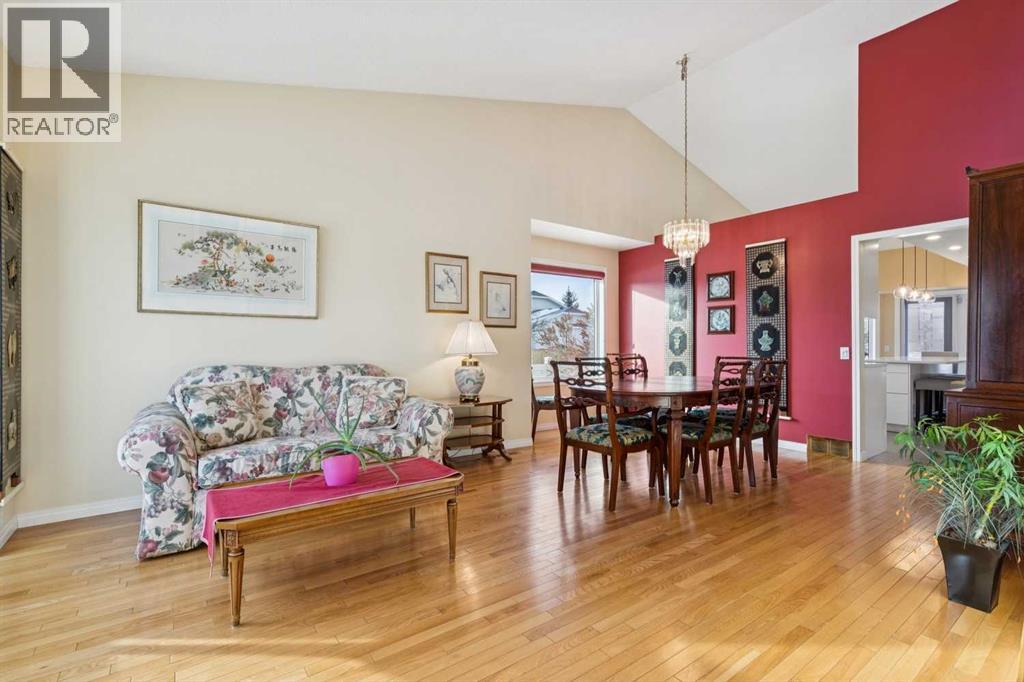 181 Woodford Drive SW