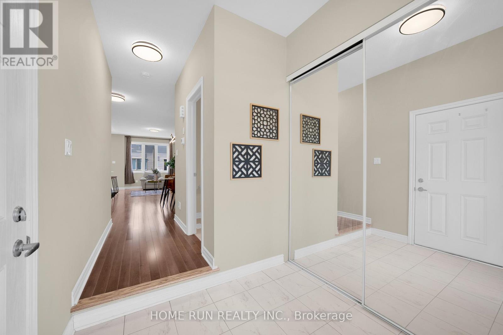 818 CLARITY AVENUE