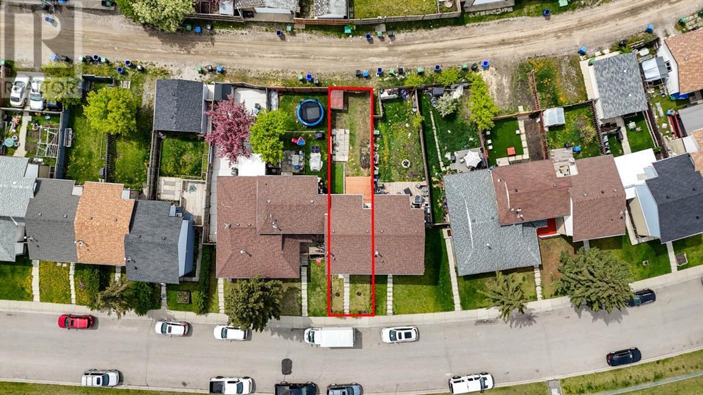 553 Abinger Road NE