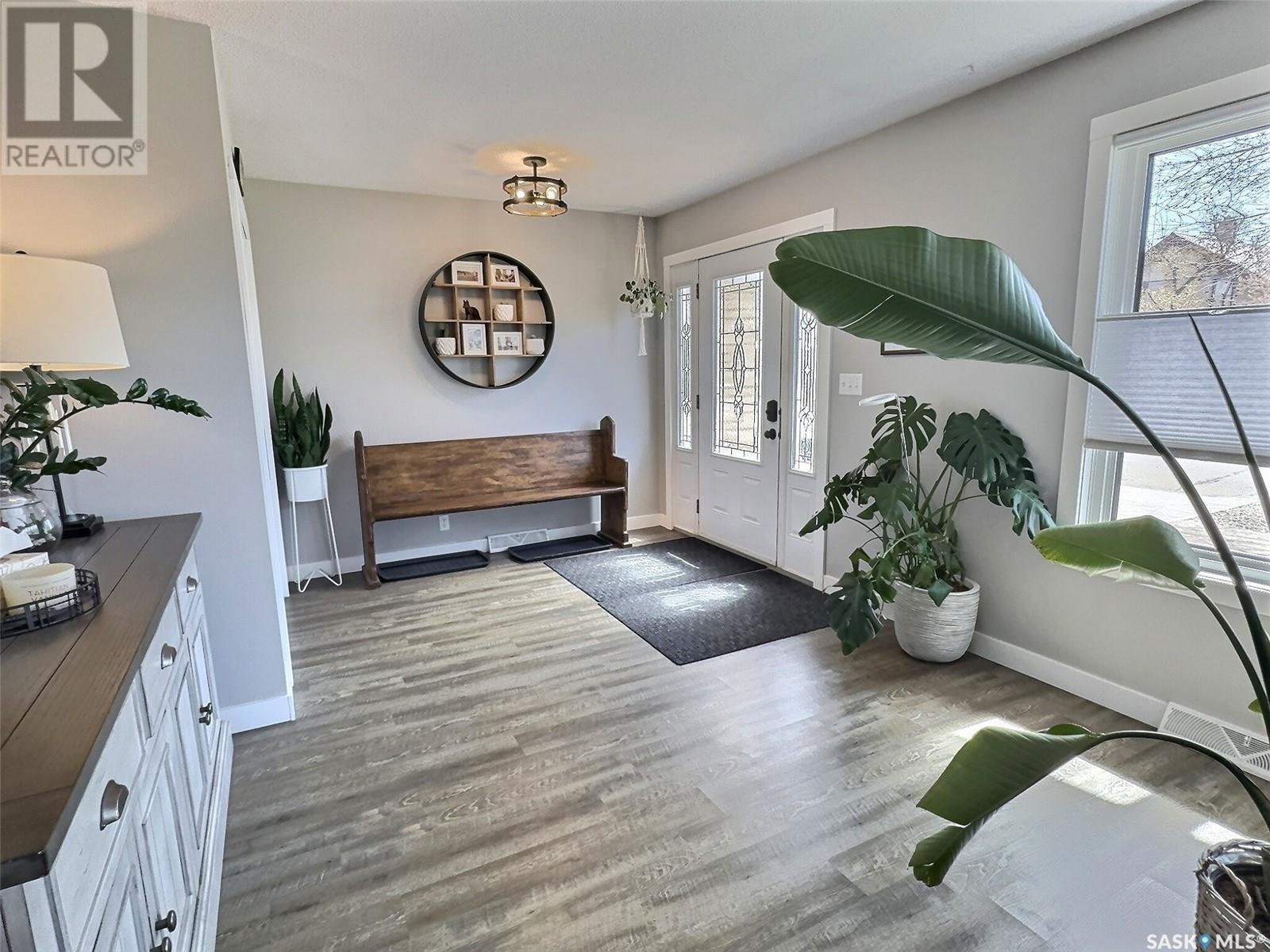 1017 2nd STREET