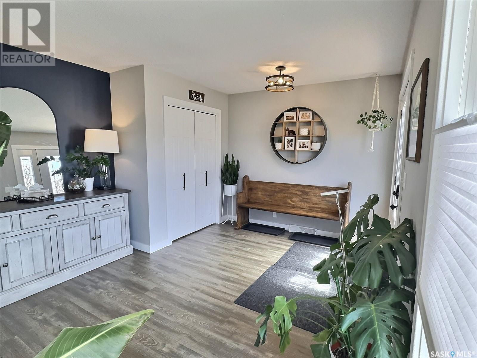 1017 2nd STREET