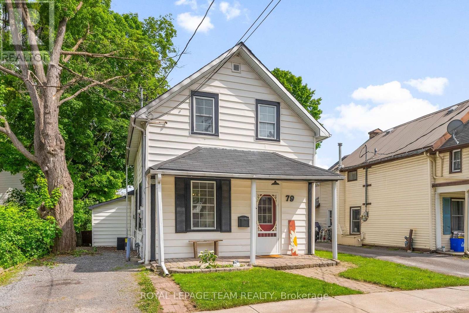 79 RUSSELL STREET N
