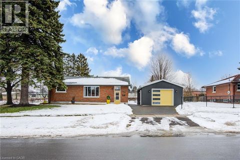 1040 WARWICK Street Woodstock ON N4S4S2