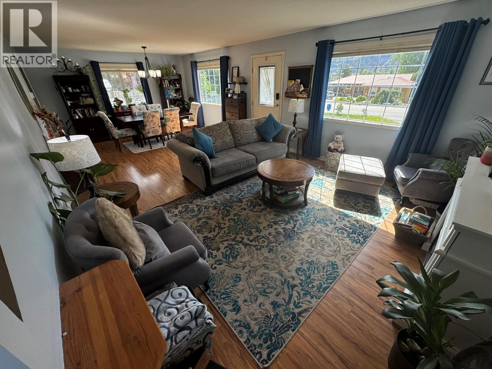 7137 TUCELNUIT Drive