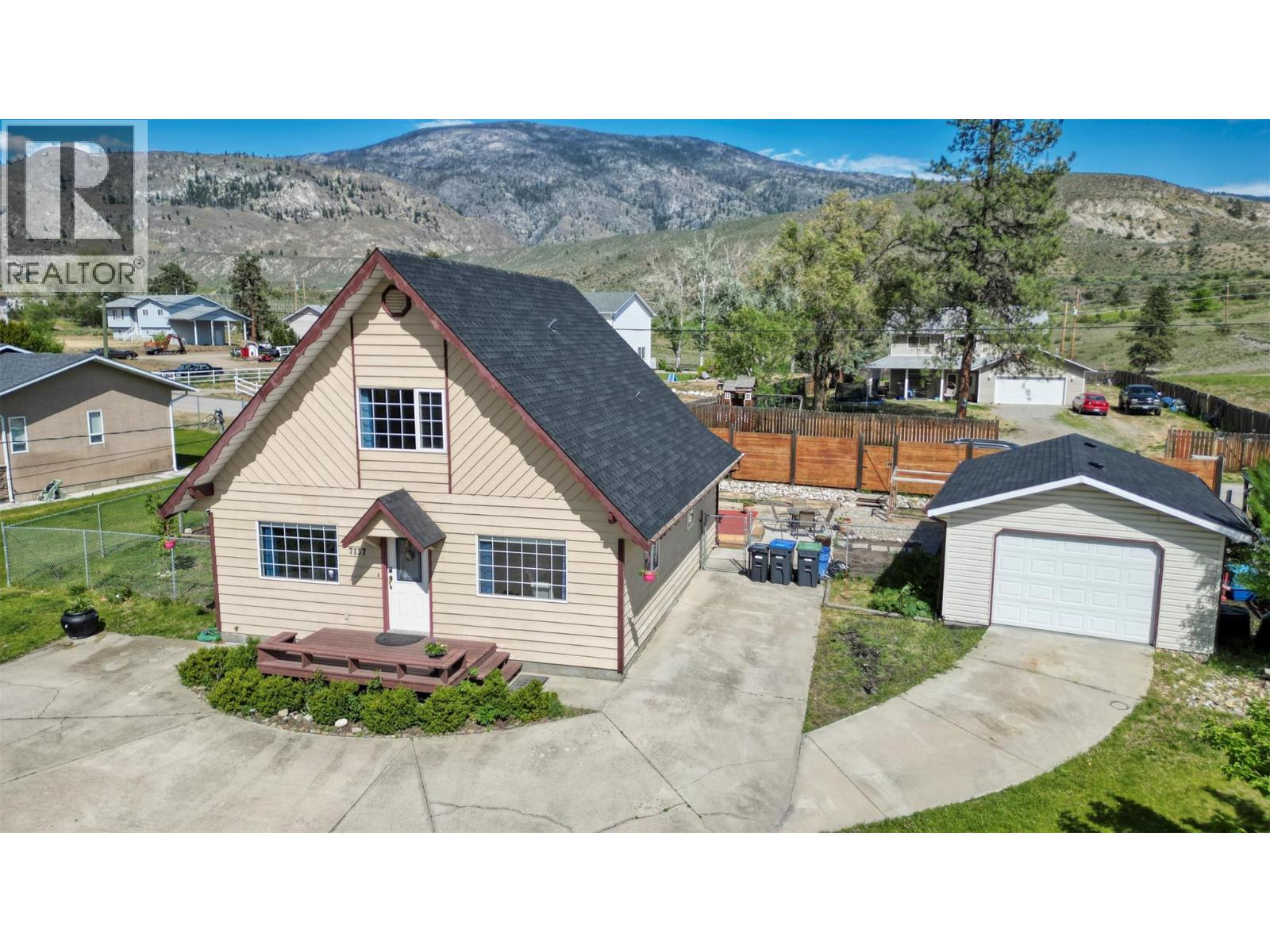 7137 TUCELNUIT Drive