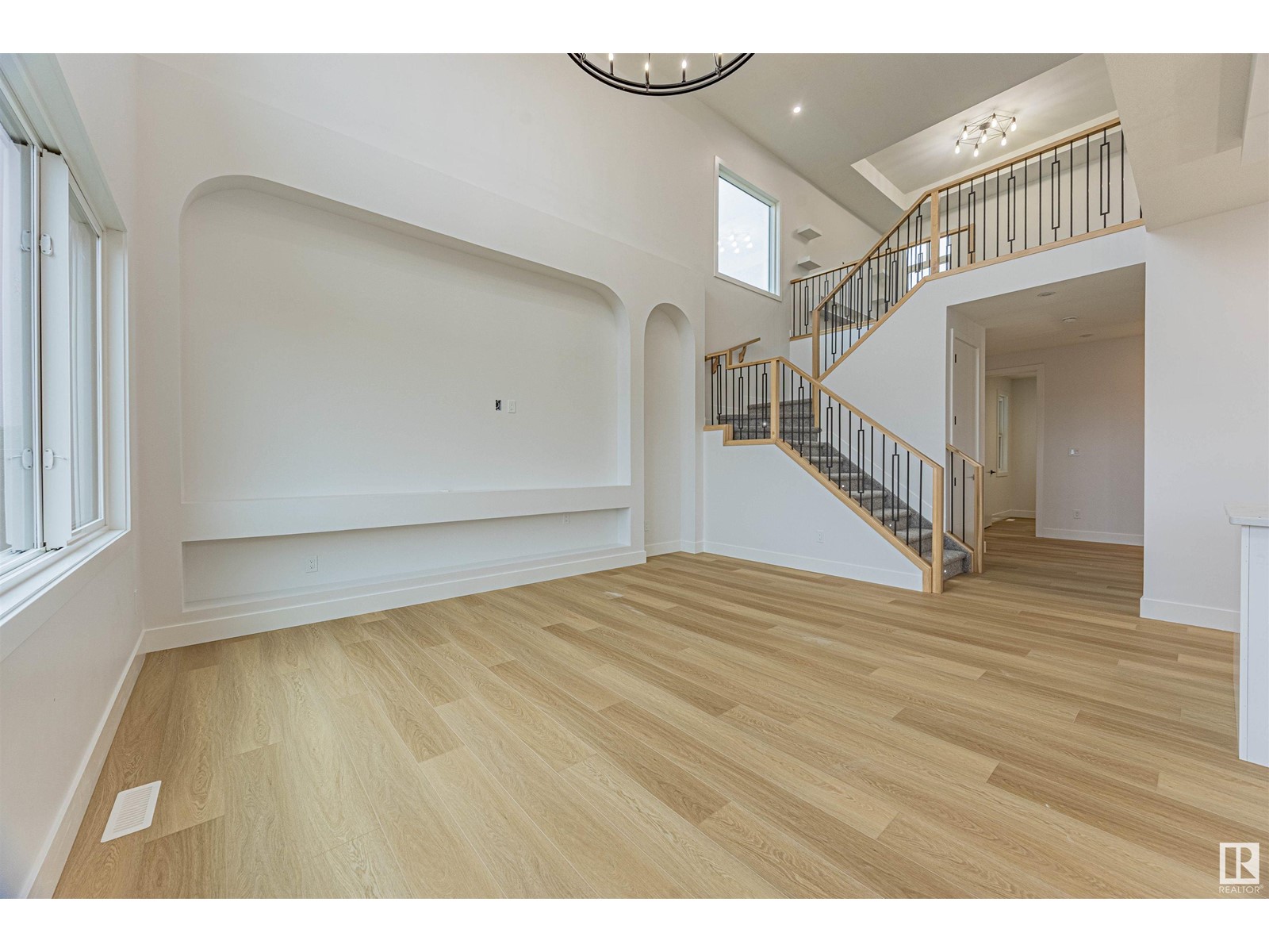 17 BIRKSHIRE CR