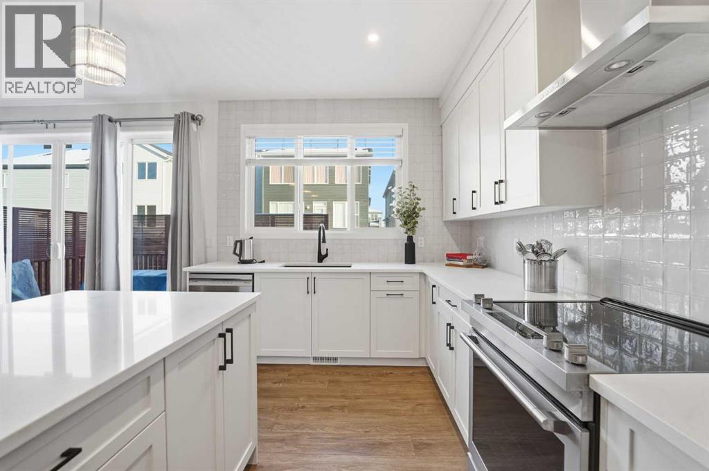 102 Setonstone Manor SE